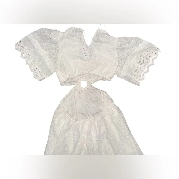 NWT Petal & Pup Merletto white Cut out open back maxi dress size Large - Picture 6 of 10